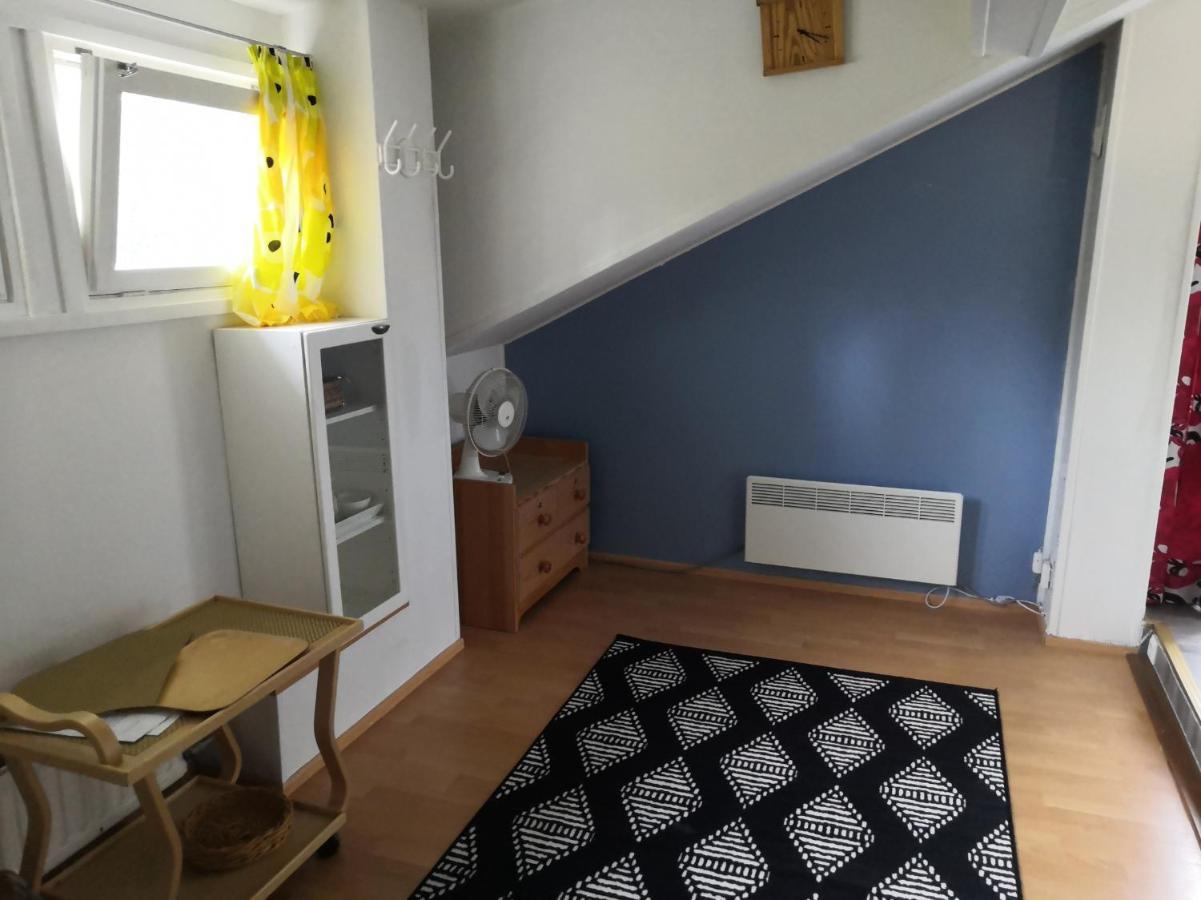 Hostel Mansikka Taipalsaari Екстериор снимка