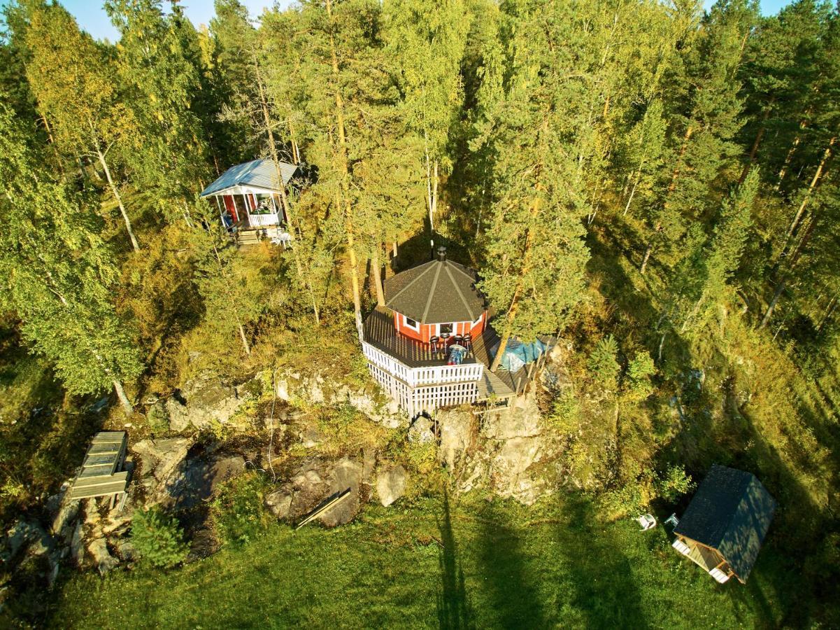 Hostel Mansikka Taipalsaari Екстериор снимка