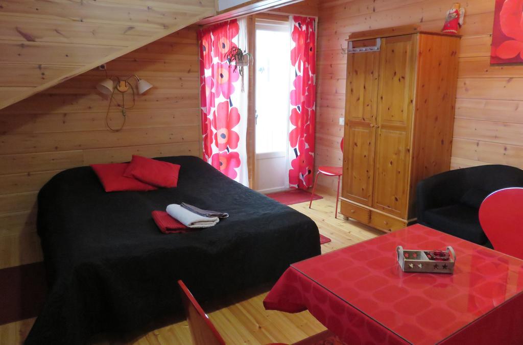 Hostel Mansikka Taipalsaari Екстериор снимка